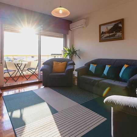 Cozy 3 Room Apartment In Penafiel Centre Luaran gambar